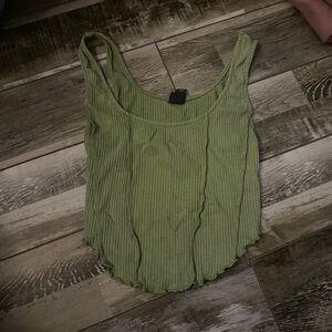 Green cropped tank top